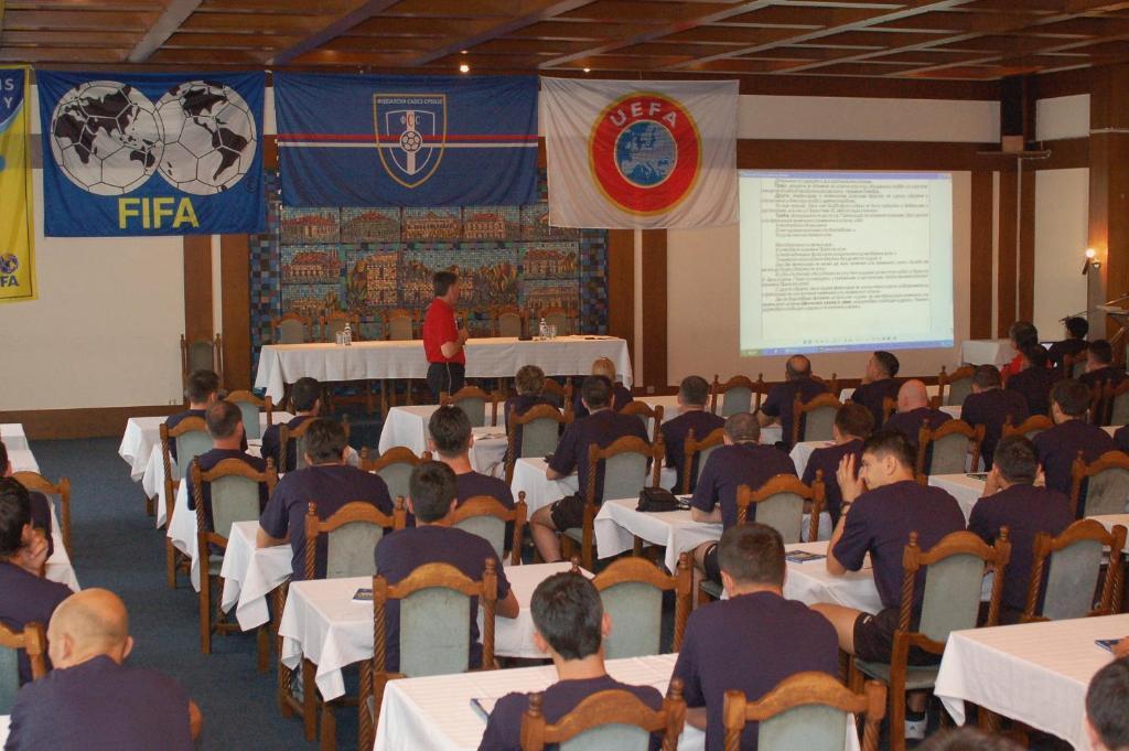 Sumarice Hotel Kragujevac Luaran gambar