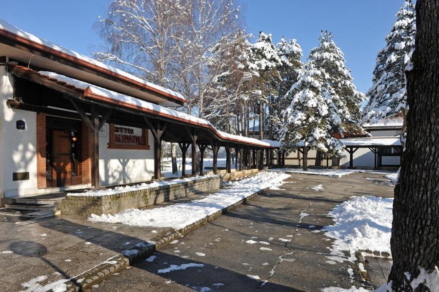 Sumarice Hotel Kragujevac Luaran gambar