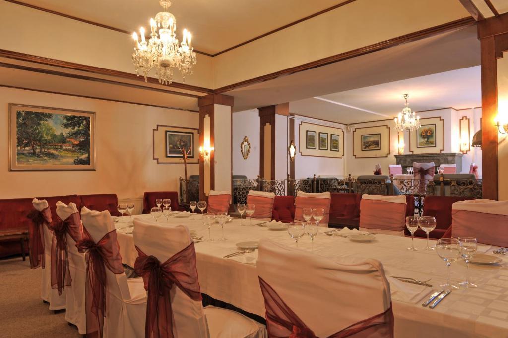 Sumarice Hotel Kragujevac Luaran gambar